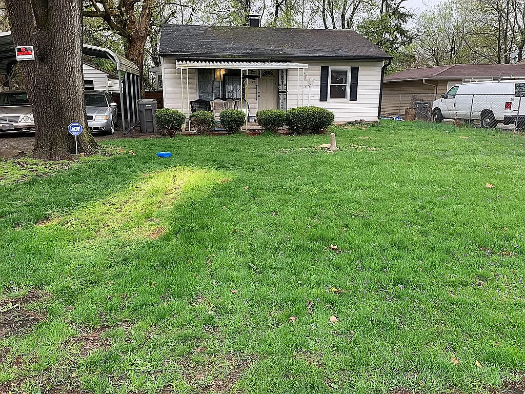 3252 N Campbell Ave photo 1