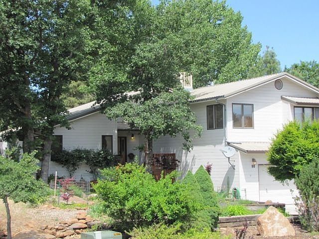 1st image of 90 Renae Dr