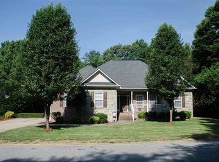 233 Notchwoods Dr, Boiling Springs, SC 29316