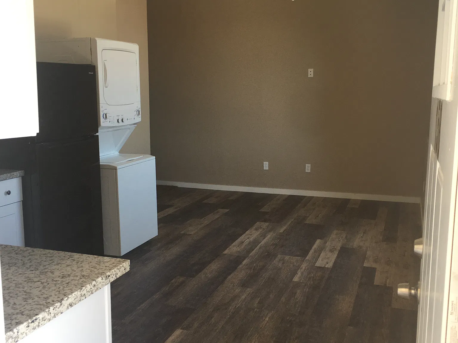 1 bed, 750 sqft, $1,000 — Photo 1