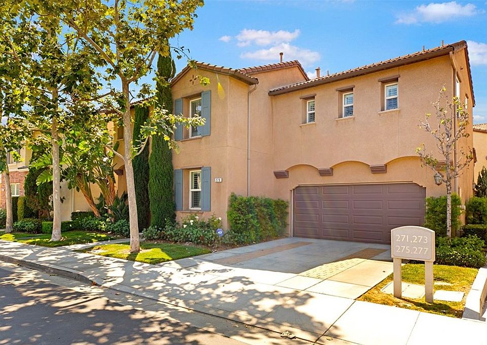 1st image of 279 W Sparkleberry Ave