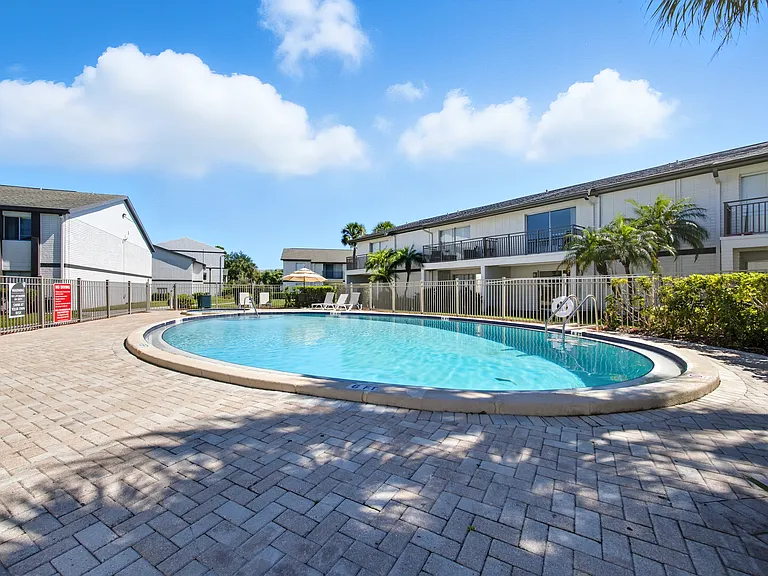 Palmera Pointe — Photo 22