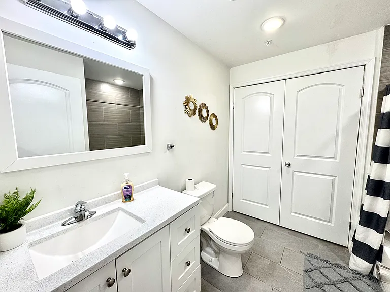 925 N Broad St #4F — Photo 1