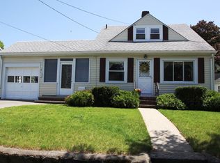 4 Batchelder Ave, Peabody, MA 01960