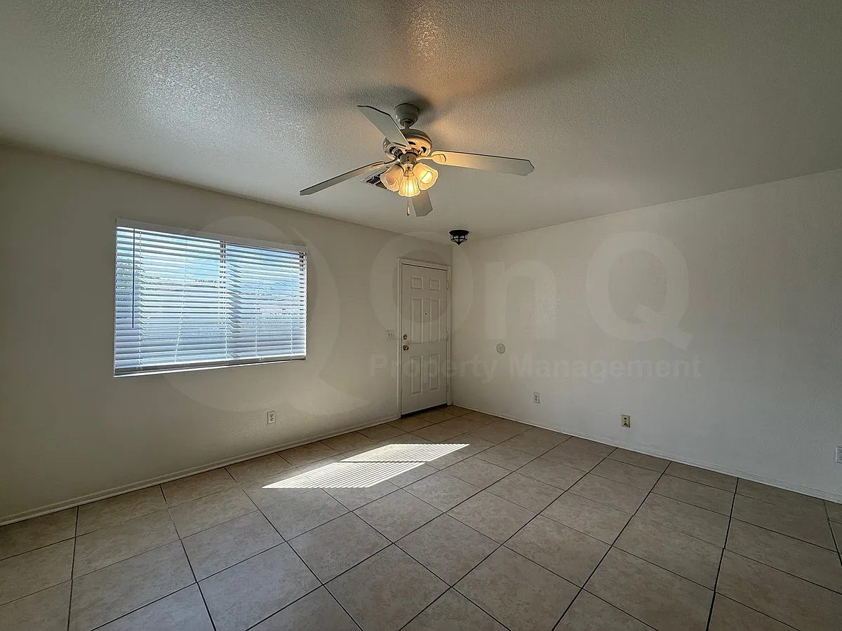 2 bed, 2.0 bath, 970 sqft, $1,650 — Photo 4