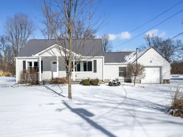 1108 Lang Rd, Amelia, OH 45102