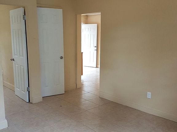 2nd image of 1844 12th Ave S