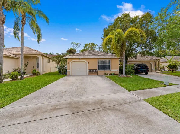 121 Prestige Drive, Royal Palm Beach, FL 33411