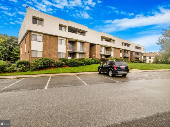10249 Prince Pl #31-202, Lanham, MD 20774