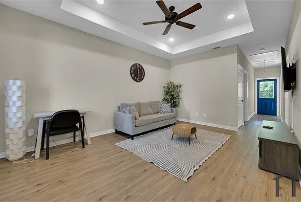 2 bed, 1215 sqft, $2,200 — Photo 2