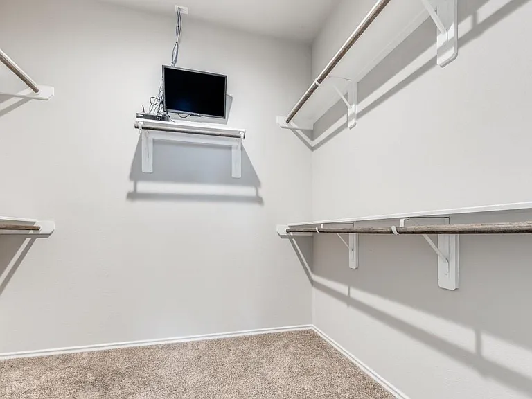 14214 Glacier Bay Ct — Photo 17