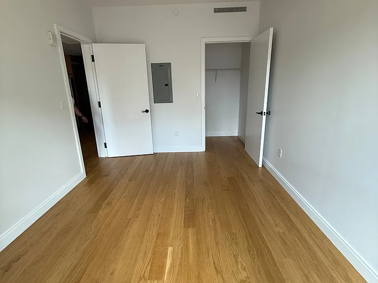 83-84 Gardner St #306L — Photo 7