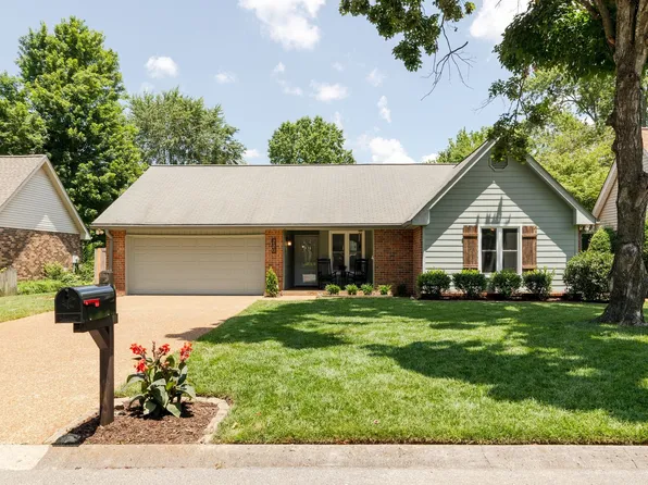 220 Jennette Pl, Franklin, TN 37064