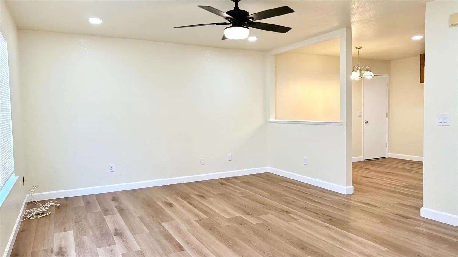 2 bed, 3497 sqft, $1,650 — Photo 2