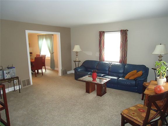 Bright, Spacious Living Room