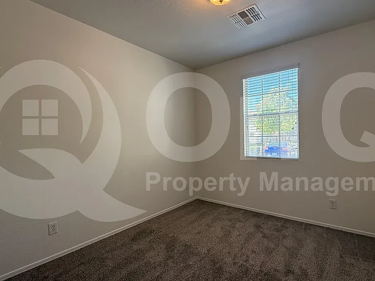 3927 E Edna Dr — Photo 17