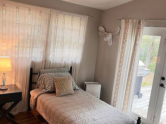 5th image of 4175 Caroline Rd