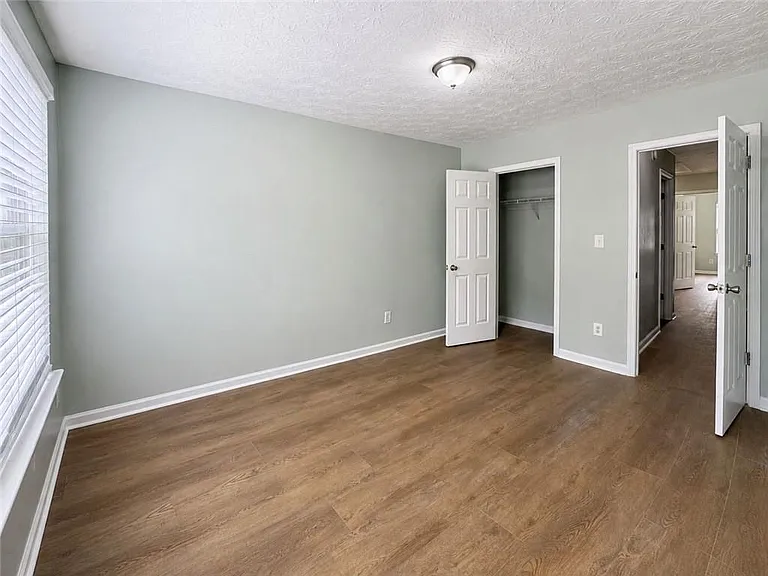 2490 Emma Way — Photo 13