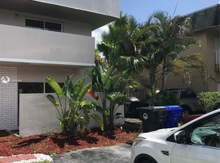 7955 SW 7th St, Pompano Beach, FL 33068