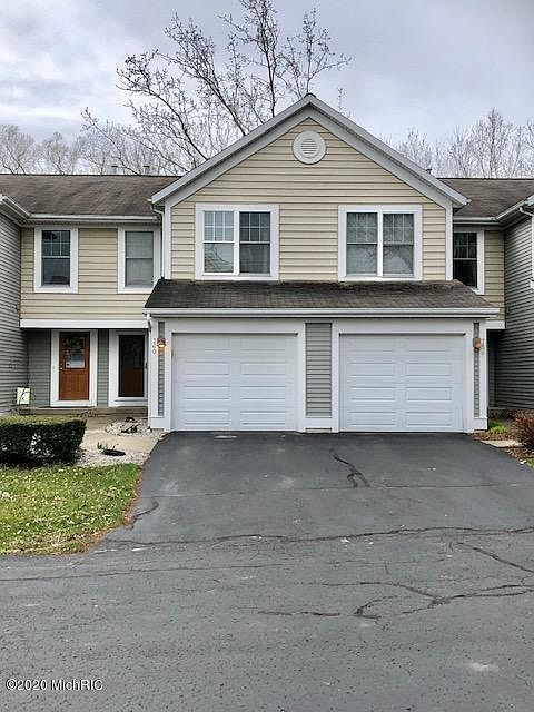 1st image of 760 Four Ponds Ct SE