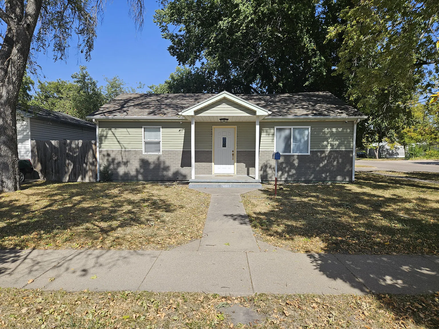 W 8th St, North Platte — Photo 1