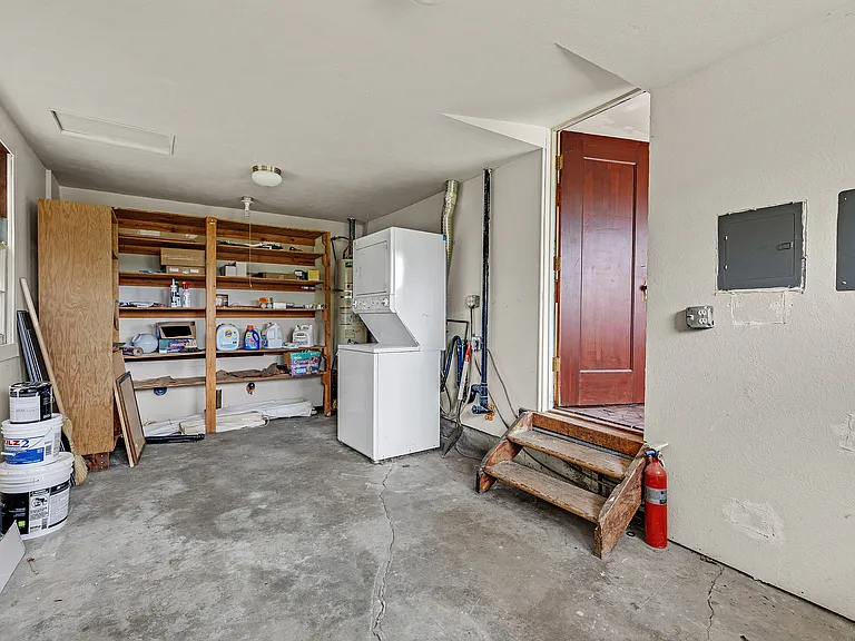 254 Los Altos Dr — Photo 22