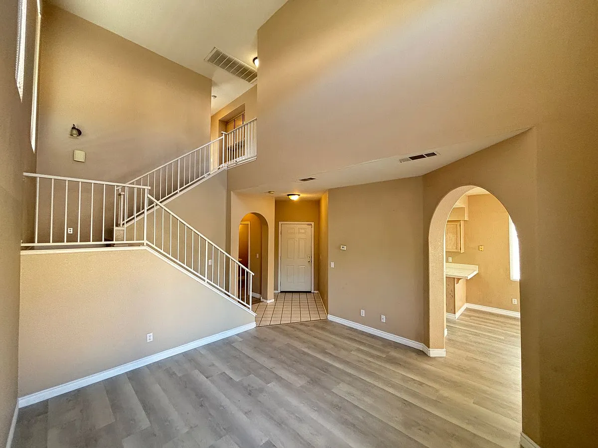 Building Photo - 2398 Swifton Ct