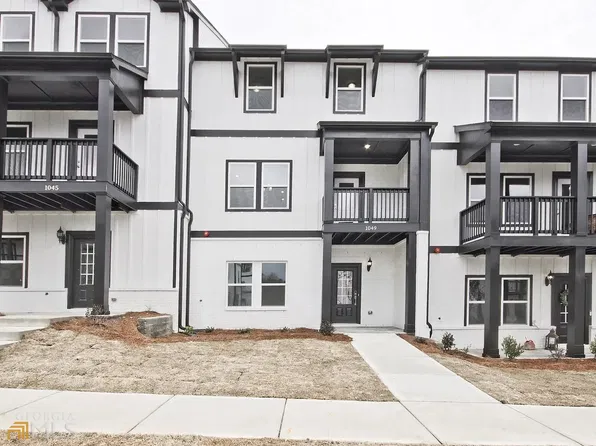 1049 Knoxboro Ln, Woodstock, GA 30188
