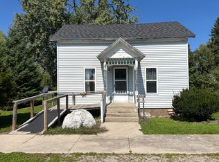 12614 Chandler St, Millersburg, MI 49759