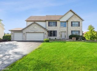 1332 Caribou Ln, Hoffman Estates, IL