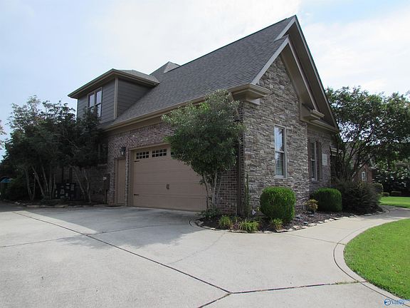 3rd image of 7563 Crestridge Dr SE