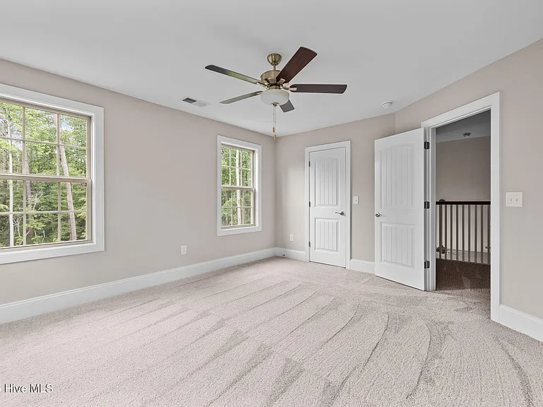 165 Lark Dr — Photo 25