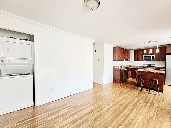 2nd image of 1798 Beacon St #32