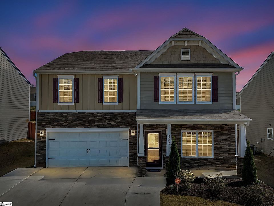 1st image of 240 Elmhaven Dr