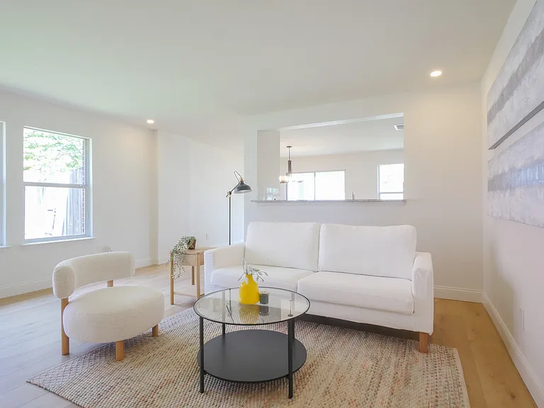125 Harvest Hill Ln — Photo 4