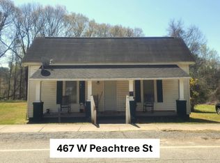 467 W Peachtree St, Woodruff, SC 29388