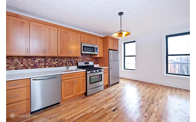 Rented by Douglas Elliman | media 8