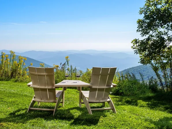 1501 Cliffs, Wintergreen Resort, VA 22967
