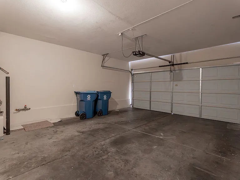 944 Saffex Rose Ave — Photo 14