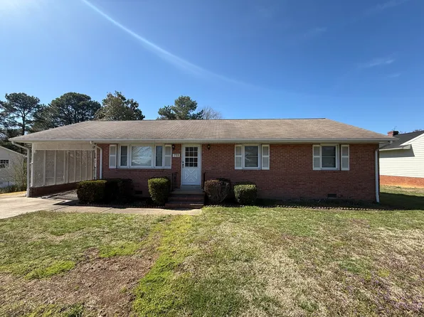 711 Forbes St, Fredericksburg, VA 22405