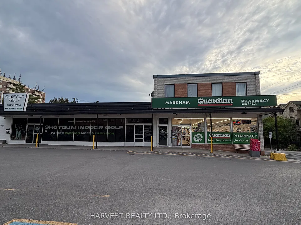 100 Main St N #2
