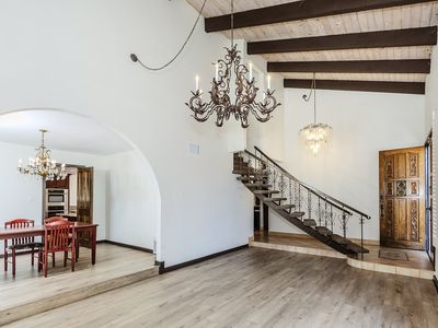 10163 Olivia Ter, Sun Valley, CA, 91352