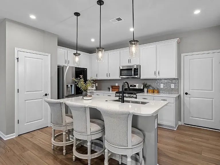 118 Berkeley Ave #D — Photo 2