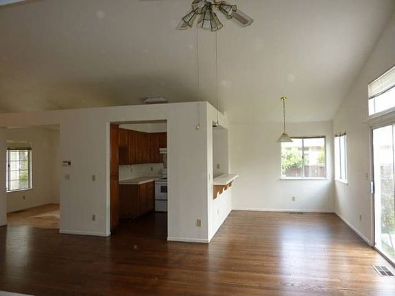 Great Room facing Kitchen