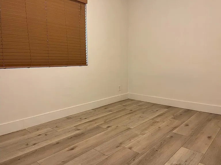 223 S Montgomery St #2 — Photo 13