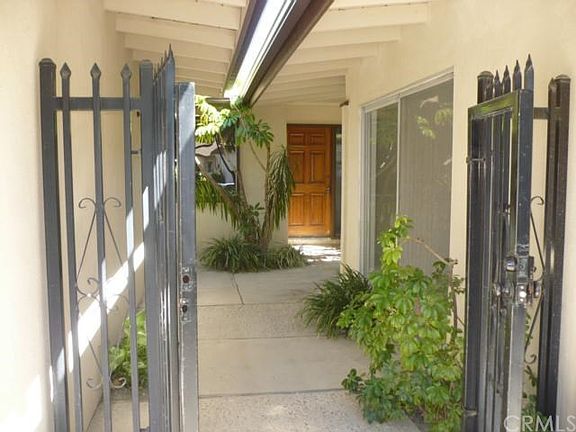 2nd image of 26624 Shadow Wood Dr