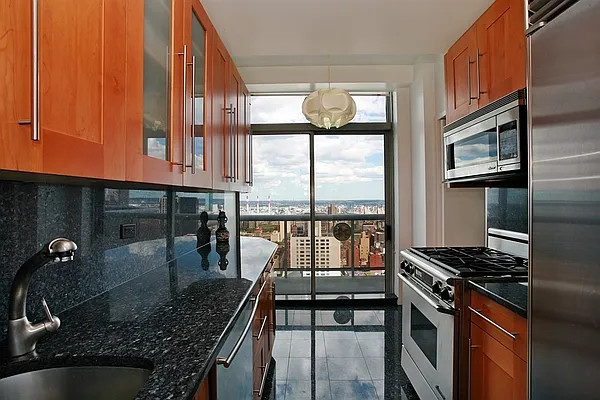 Sold by Corcoran | media 8