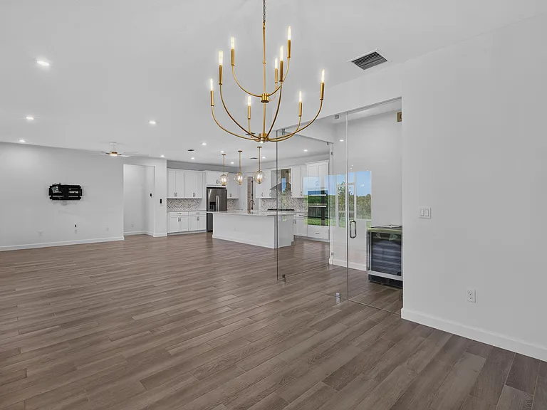 13621 SW Bally Dr — Photo 25