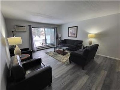 2009 E 122nd St APT C7, Burnsville, MN, 55337