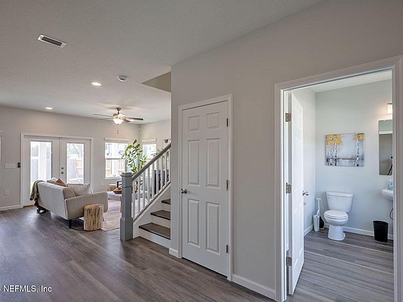 3rd image of 1308 JEWELSTONE Lane